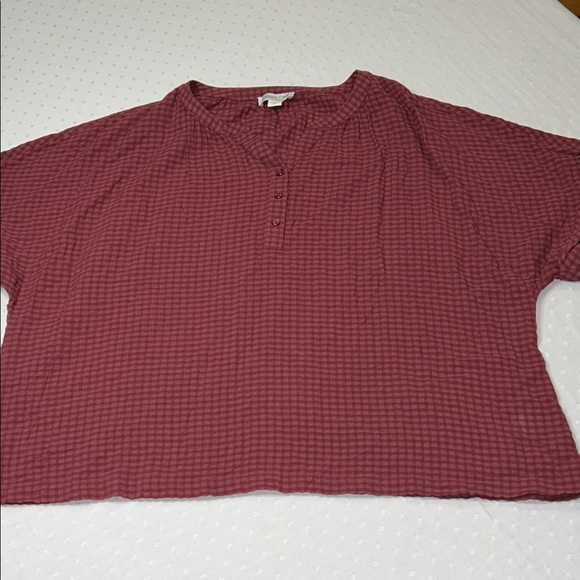 Coldwater Creek Tops - Coldwater Creek Mauve Textured Short Sleeve lightweight casual gingham Henley